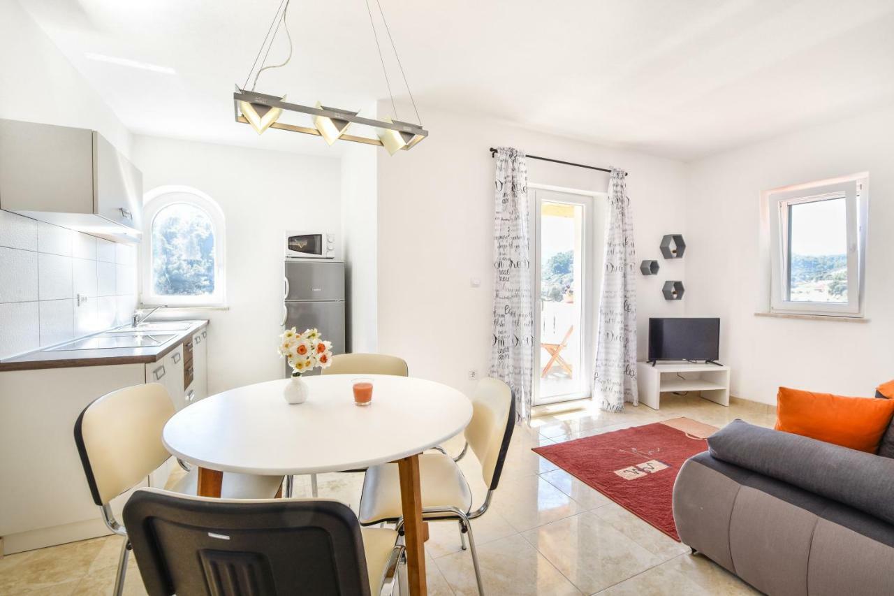 Villa Mar 1 - Luxury Apartments Pucisca Dış mekan fotoğraf