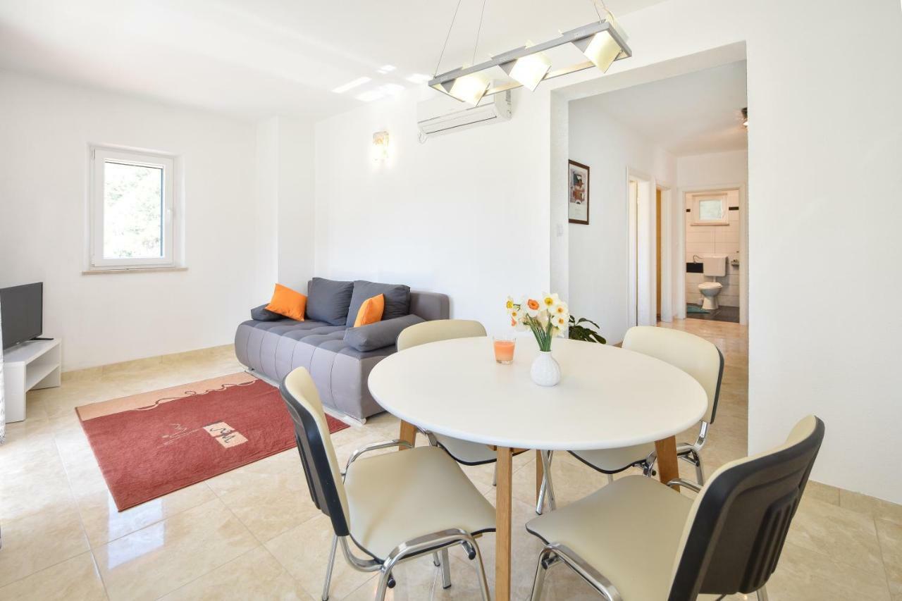 Villa Mar 1 - Luxury Apartments Pucisca Dış mekan fotoğraf