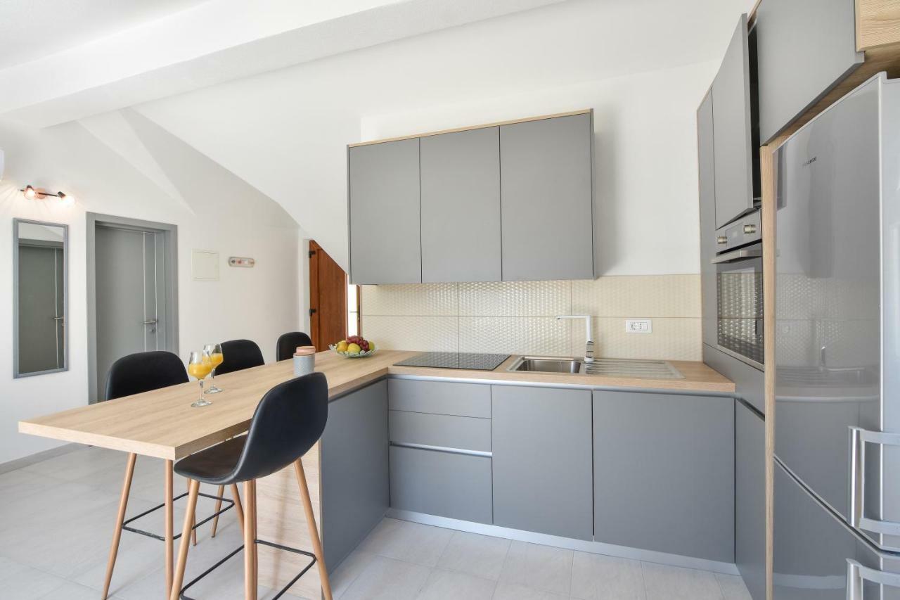 Villa Mar 1 - Luxury Apartments Pucisca Dış mekan fotoğraf