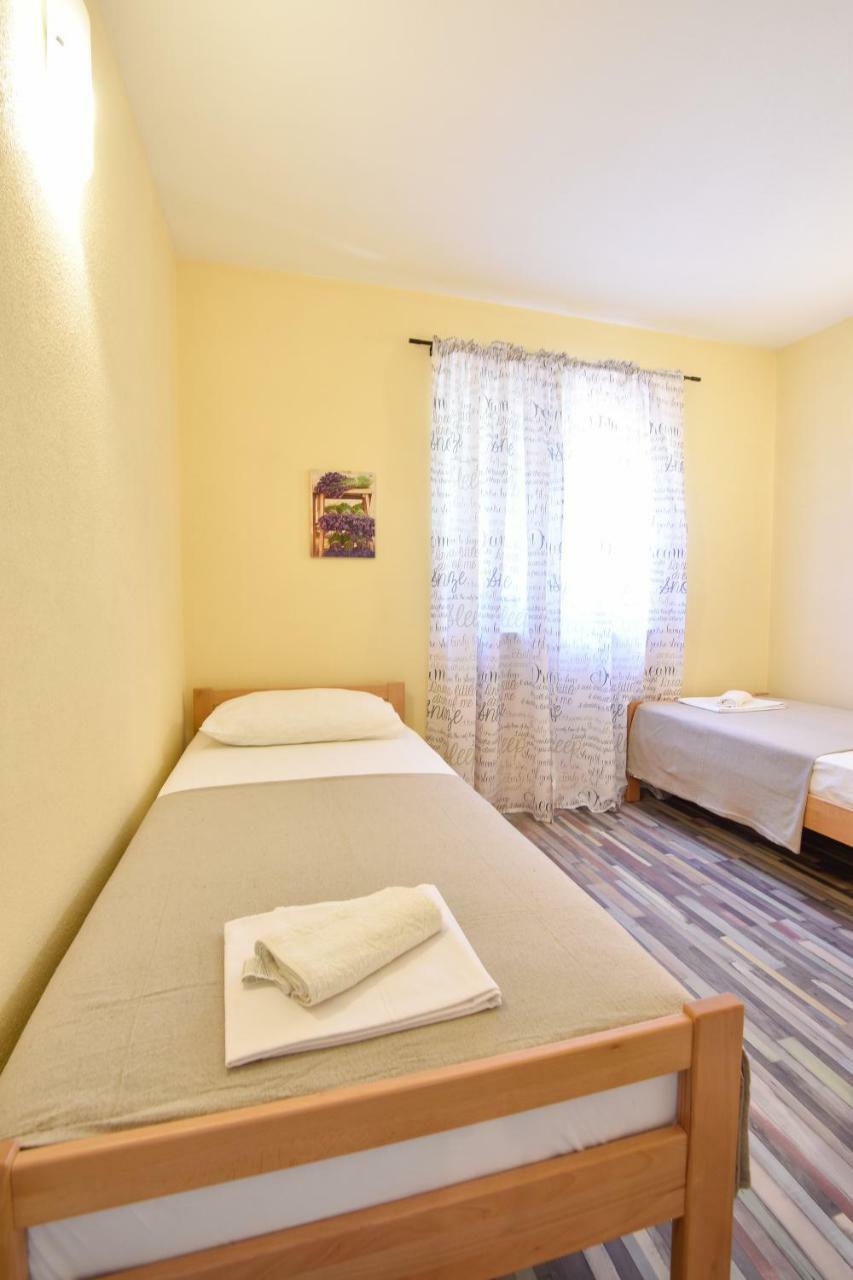 Villa Mar 1 - Luxury Apartments Pucisca Dış mekan fotoğraf