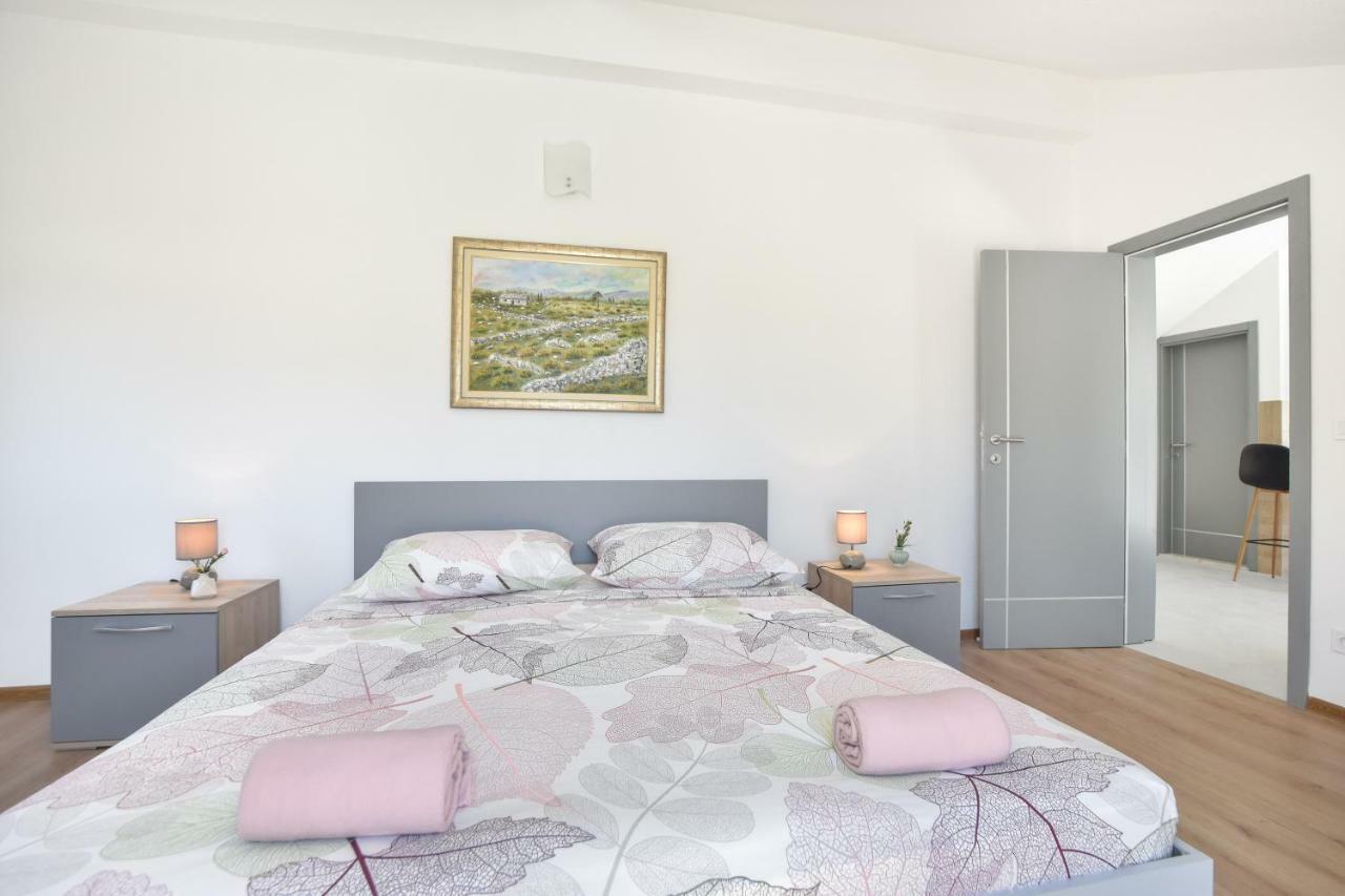 Villa Mar 1 - Luxury Apartments Pucisca Dış mekan fotoğraf