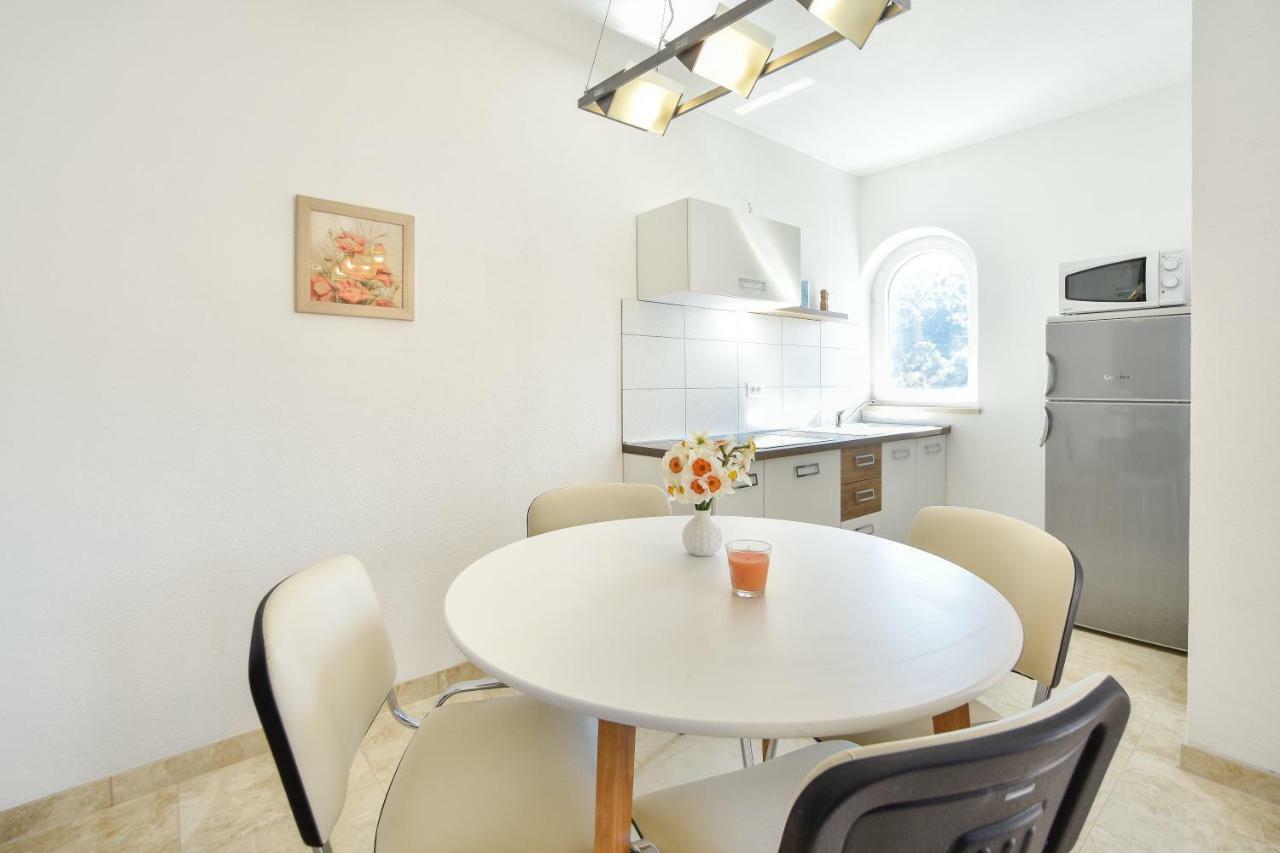Villa Mar 1 - Luxury Apartments Pucisca Dış mekan fotoğraf